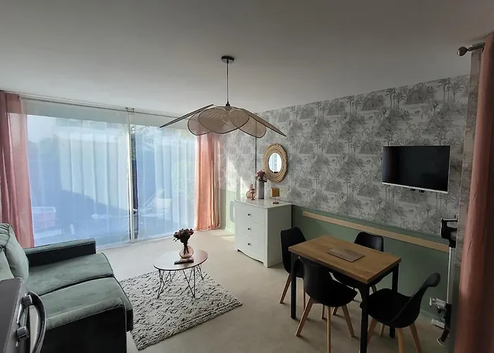 5 Couchages A * Calvi (Corsica)