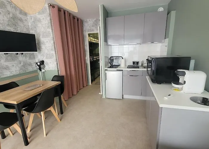 Apartment 5 Couchages A *